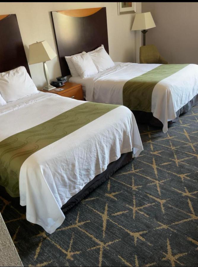 Quality Inn Spring Valley - Nanuet Eksteriør billede