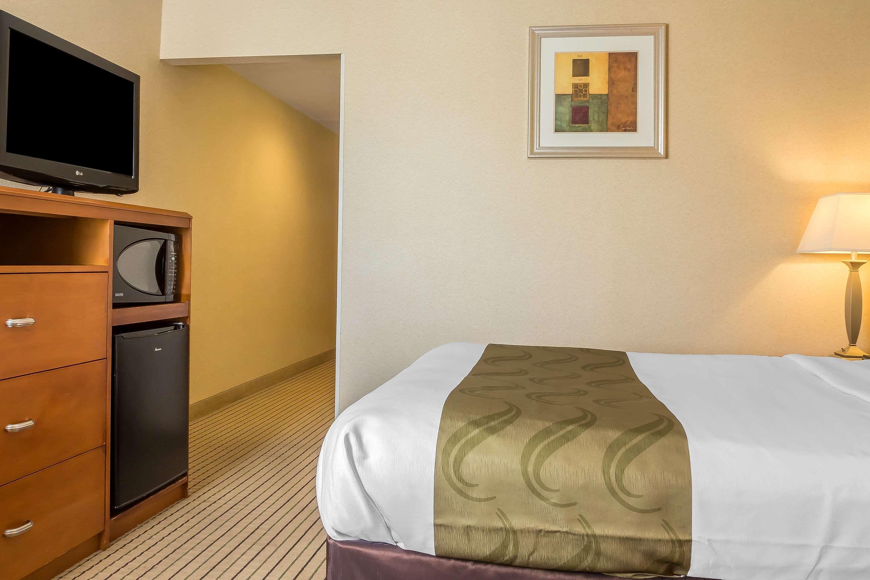 Quality Inn Spring Valley - Nanuet Eksteriør billede