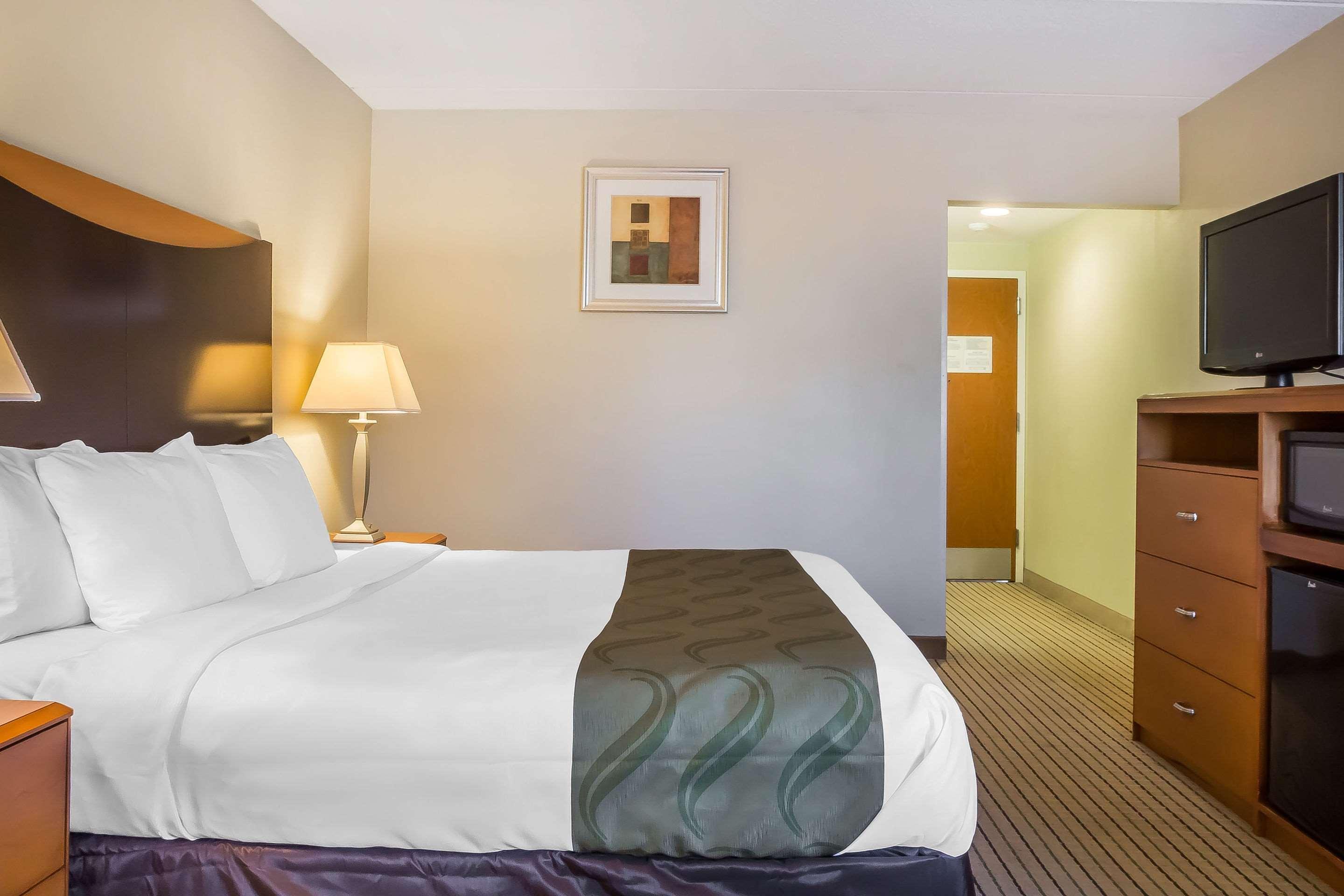 Quality Inn Spring Valley - Nanuet Eksteriør billede